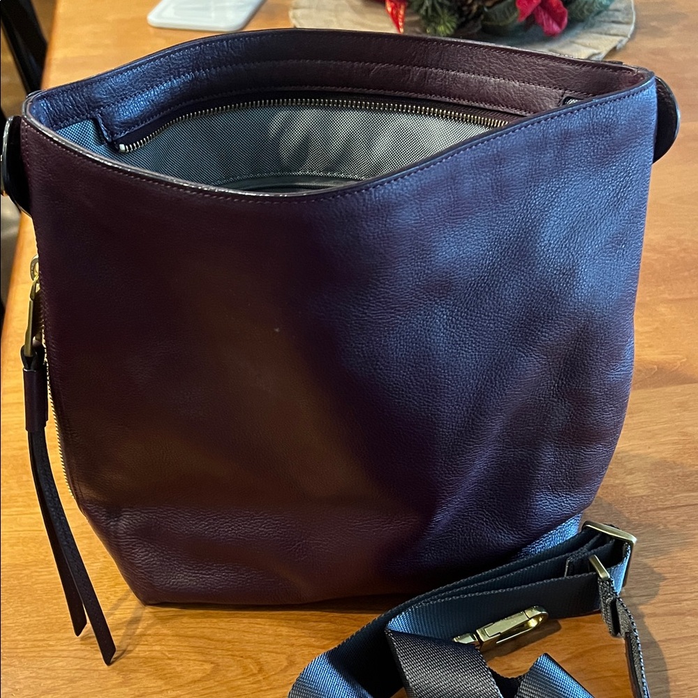 Fossil Dark Purple Leather Shoulder Bag